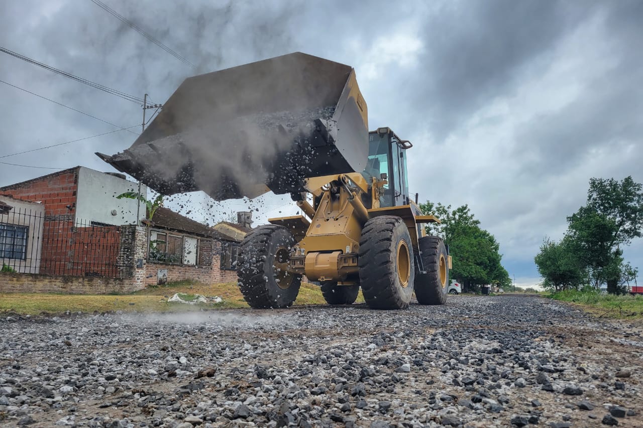 Contin An Las Obras De Empedrado De Calles En Cuatro Nuevos Barrios